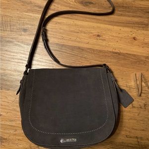 Classic Lauren Ralph Lauren suede saddle bag